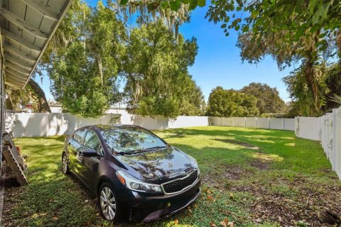 Villa ou maison à vendre à Kissimmee, Floride: 2 chambres, 102.47 m2 № 2416491 - photo 18