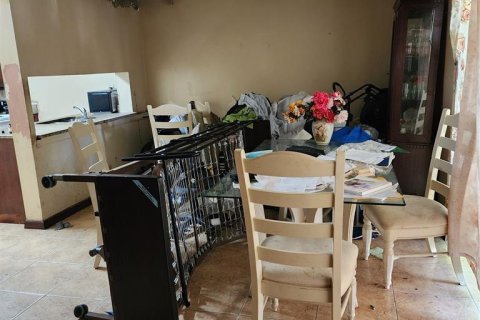 Купить таунхаус в Лодерхилл, Флорида 5 комнат, 132.66м2, № 2148213 - фото 10