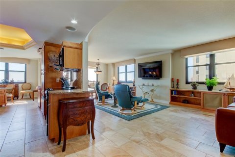 Copropriété à vendre à Saint Pete Beach, Floride: 2 chambres, 131.92 m2 № 2280362 - photo 13