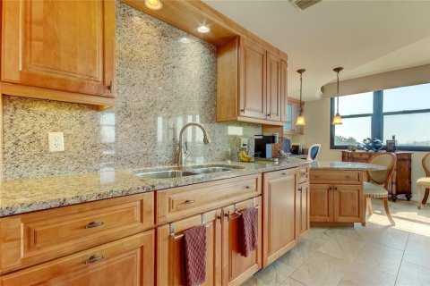 Copropriété à vendre à Saint Pete Beach, Floride: 2 chambres, 131.92 m2 № 2280362 - photo 14