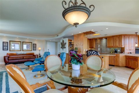 Copropriété à vendre à Saint Pete Beach, Floride: 2 chambres, 131.92 m2 № 2280362 - photo 10