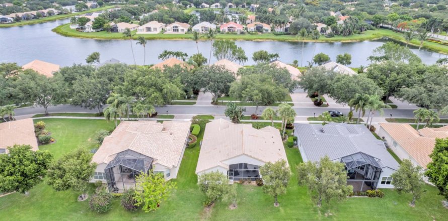 Casa en Boynton Beach, Florida 3 dormitorios, 221.01 m2 № 1216152
