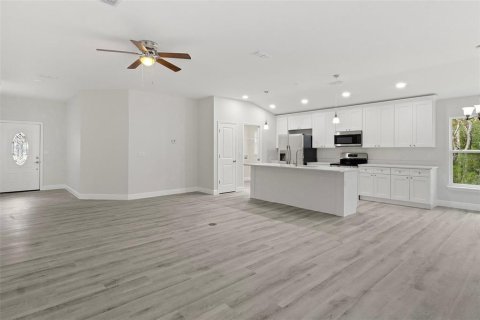 House in Hernando, Florida 4 bedrooms, 154.4 sq.m. № 2118957 - photo 9