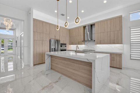 House in Boca Raton, Florida 3 bedrooms, 239.04 sq.m. № 1953958 - photo 30