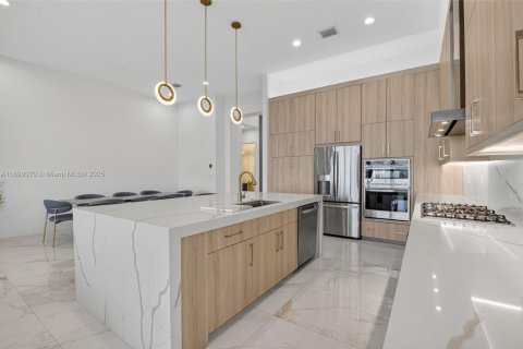 House in Boca Raton, Florida 3 bedrooms, 239.04 sq.m. № 1953958 - photo 26