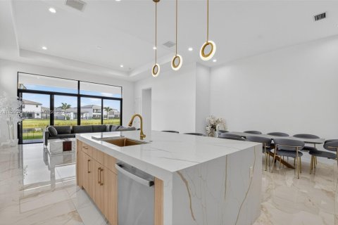 House in Boca Raton, Florida 3 bedrooms, 239.04 sq.m. № 1953958 - photo 22