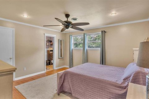 House in Lakeland, Florida 4 bedrooms, 205.13 sq.m. № 1910881 - photo 14