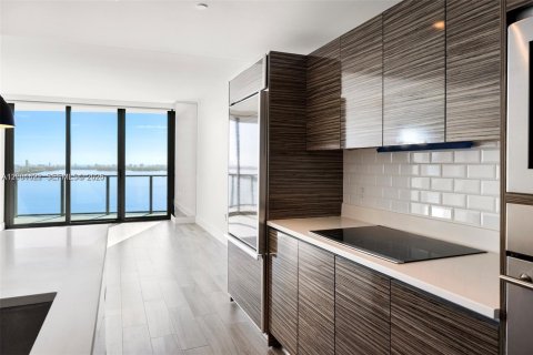 Купить кондоминиум в Майами, Флорида 2 спальни, 101.73м2, № 2067631 - фото 15