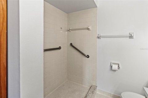 Condo in Sarasota, Florida, 2 bedrooms  № 1796491 - photo 29