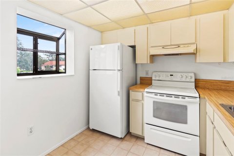 Condo in Sarasota, Florida, 2 bedrooms  № 1796491 - photo 20