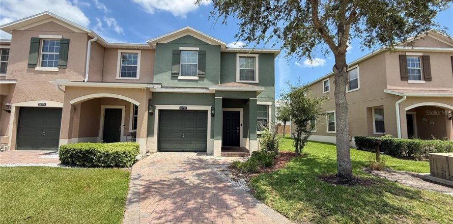 Adosado en Orlando, Florida 3 dormitorios, 147.99 m2 № 2167731