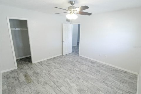 Appartement à louer à Sarasota, Floride: 2 chambres, 69.12 m2 № 2415149 - photo 7
