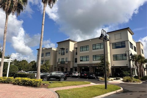 Commercial property in Orlando, Florida 73.21 sq.m. № 2349545