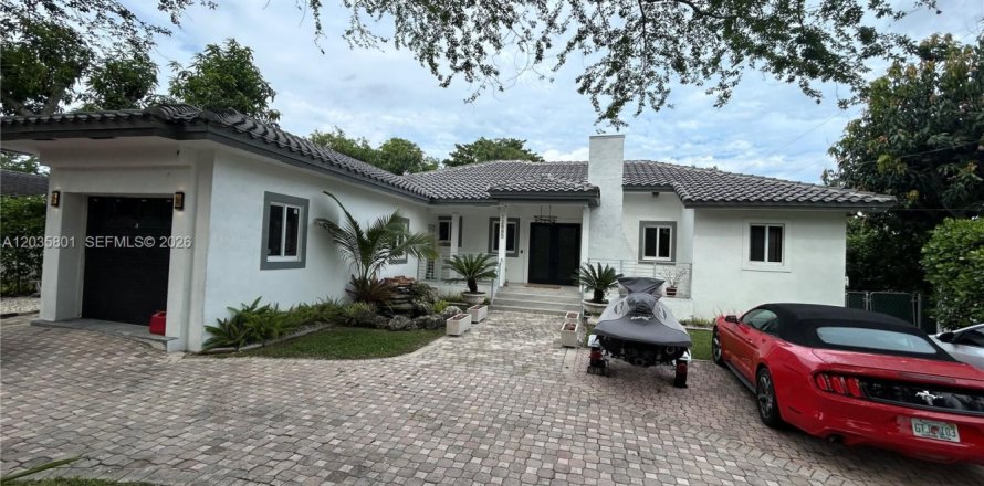 Дом в Пайнкрест, Флорида 4 спальни, 222.97м2 № 2085053