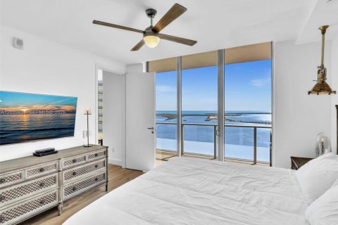 Condominio en alquiler en Miami, Florida, 2 dormitorios, 150.69 m2 № 2086192 - foto 20