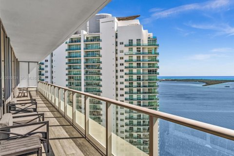 Condominio en alquiler en Miami, Florida, 2 dormitorios, 150.69 m2 № 2086192 - foto 23