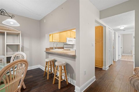 Villa ou maison à vendre à Tarpon Springs, Floride: 2 chambres, 90.95 m2 № 2399454 - photo 11