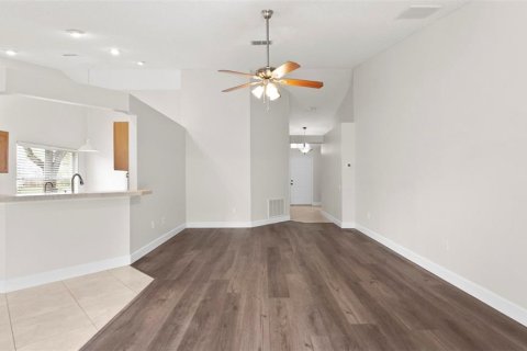 Villa ou maison à vendre à Lutz, Floride: 3 chambres, 139.82 m2 № 2438225 - photo 21
