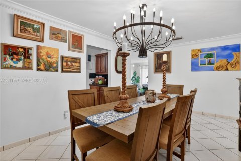 Casa en venta en Miami, Florida, 5 dormitorios, 299.33 m2 № 2074881 - foto 21
