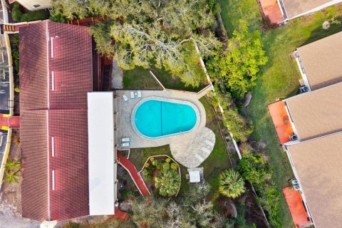 Condominio en alquiler en Port Richey, Florida, 2 dormitorios, 93.83 m2 № 1900210 - foto 28