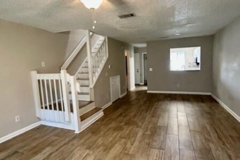 Condominio en venta en Jacksonville, Florida, 2 dormitorios, 97.55 m2 № 770560 - foto 1