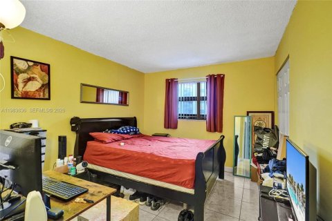 Condominio en alquiler en Miami, Florida, 2 dormitorios, 80.82 m2 № 2243754 - foto 27
