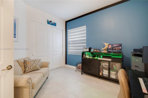 Villa ou maison à vendre à Miramar, Floride: 4 chambres, 221.94 m2 № 2053326 - photo 30