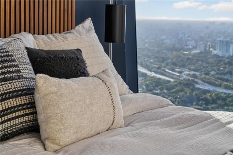 Condominio en venta en Miami, Florida, 2 dormitorios, 104.7 m2 № 2034674 - foto 5