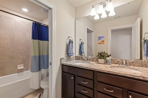 Villa ou maison à louer à Davenport, Floride: 7 chambres, 293.01 m2 № 2135756 - photo 20
