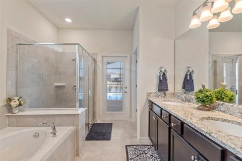 Villa ou maison à louer à Davenport, Floride: 7 chambres, 293.01 m2 № 2135756 - photo 16