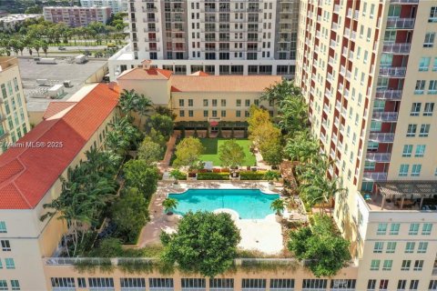 Купить кондоминиум в Майами, Флорида 2 спальни, 108.51м2, № 1952298 - фото 12