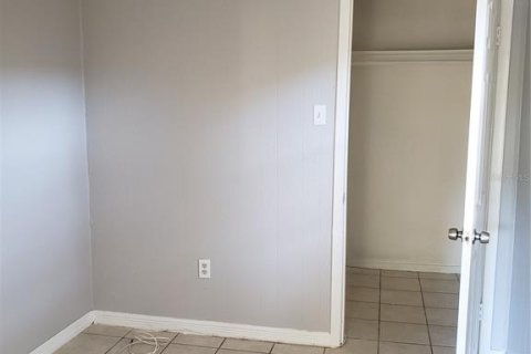 Villa ou maison à louer à Tampa, Floride: 3 chambres, 89.56 m2 № 1878175 - photo 6