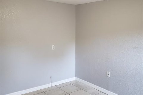 Villa ou maison à louer à Tampa, Floride: 3 chambres, 89.56 m2 № 1878175 - photo 7
