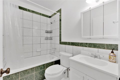 Купить кондоминиум в Мейтленд, Флорида 4 комнаты, 75.81м2, № 2213594 - фото 15