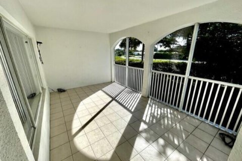 Condo in Boynton Beach, Florida, 2 bedrooms  № 2250068 - photo 15