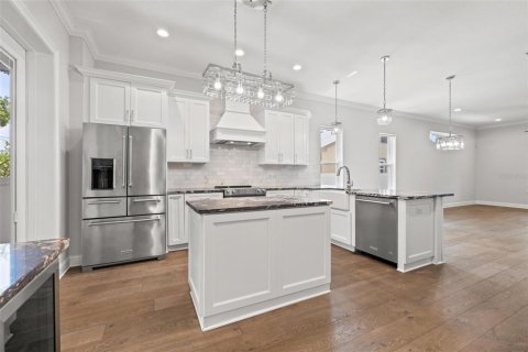 Casa en venta en Saint Petersburg, Florida, 3 dormitorios, 232.07 m2 № 1854209 - foto 15