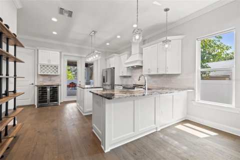 Casa en venta en Saint Petersburg, Florida, 3 dormitorios, 232.07 m2 № 1854209 - foto 12