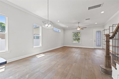 Casa en venta en Saint Petersburg, Florida, 3 dormitorios, 232.07 m2 № 1854209 - foto 21