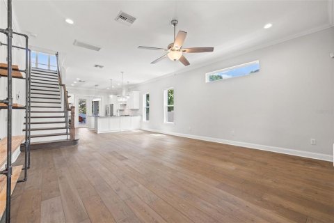 Casa en venta en Saint Petersburg, Florida, 3 dormitorios, 232.07 m2 № 1854209 - foto 8