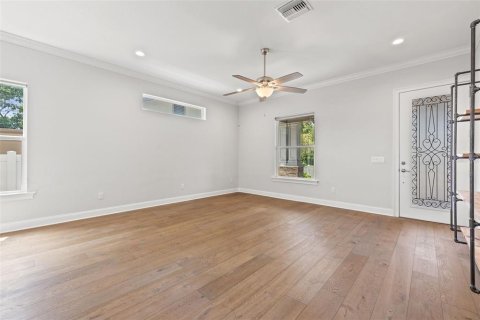 Casa en venta en Saint Petersburg, Florida, 3 dormitorios, 232.07 m2 № 1854209 - foto 10