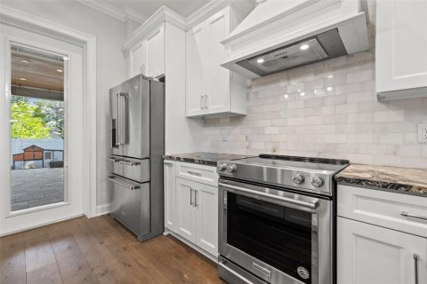 Casa en venta en Saint Petersburg, Florida, 3 dormitorios, 232.07 m2 № 1854209 - foto 14