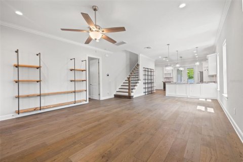 Casa en venta en Saint Petersburg, Florida, 3 dormitorios, 232.07 m2 № 1854209 - foto 7