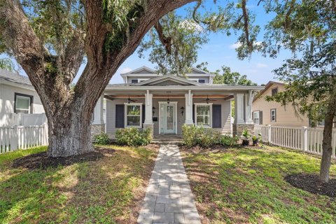 Casa en venta en Saint Petersburg, Florida, 3 dormitorios, 232.07 m2 № 1854209 - foto 1