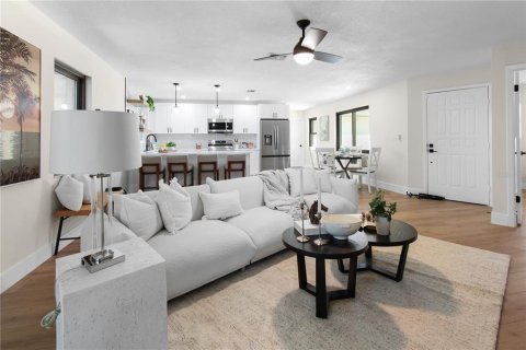 Villa ou maison à vendre à Largo, Floride: 3 chambres, 127.65 m2 № 2418597 - photo 6