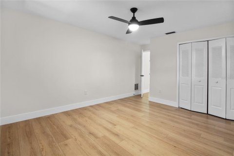 Villa ou maison à vendre à Largo, Floride: 3 chambres, 127.65 m2 № 2418597 - photo 22