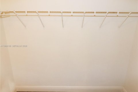 Condominio en alquiler en Fort Lauderdale, Florida, 1 dormitorio, 83.61 m2 № 2029376 - foto 15