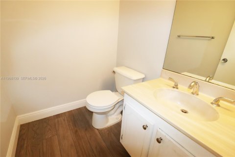 Condominio en alquiler en Fort Lauderdale, Florida, 1 dormitorio, 83.61 m2 № 2029376 - foto 10