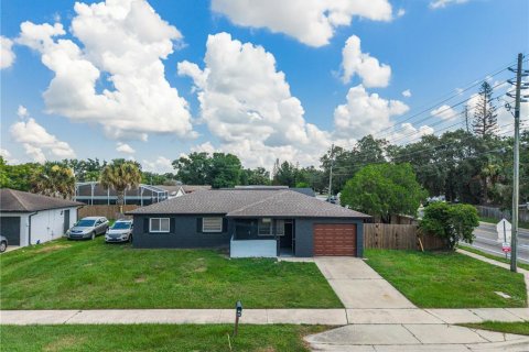 Casa en venta en Kissimmee, Florida, 3 dormitorios, 104.61 m2 № 2306626 - foto 2
