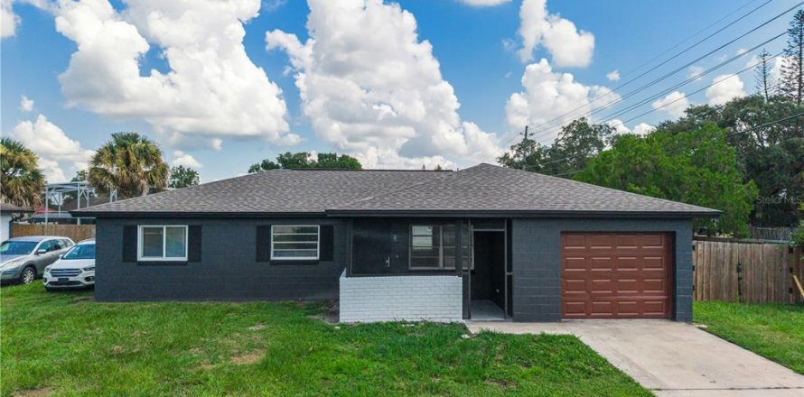 Casa en Kissimmee, Florida 3 dormitorios, 104.61 m2 № 2306626