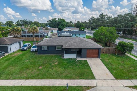 Casa en venta en Kissimmee, Florida, 3 dormitorios, 104.61 m2 № 2306626 - foto 5